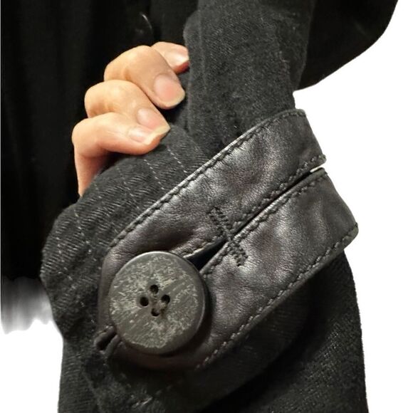 Designer made in Italy leather trimmed long coat size S - Picture 11 of 13